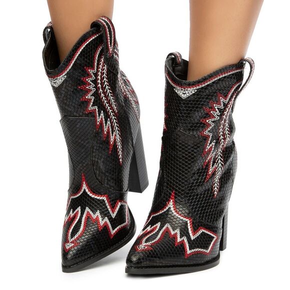 Liliana Shoes - Liliana Western Bootie Faux Leather Black